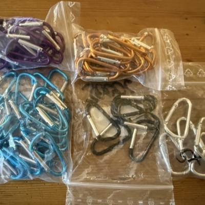 Konvolut 76 Stk Karabiner Aluminium eloxiert 45x4 mm 0,39 €/ Stück Karabinerhaken