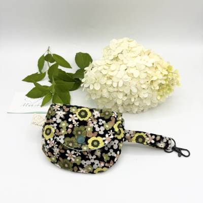 Kleines Täschchen mit Karabiner | Mini Etui aus Baumwolle | Handgemacht