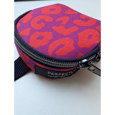 Kleines Täschchen zum Anhängen an Tasche oder Hose