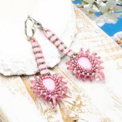 Ohrringe, rosa Ohrhänger, Glasperlenschmuck Frau Freundin, Geschenkidee, boho Strandhochzeit, Braut, handgemacht Unikat