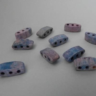 Keramikperlen, Trennstege gebogen, blau grau rosa, 9 mm breit, 3 Loch Perlen, Schmuckherstellung