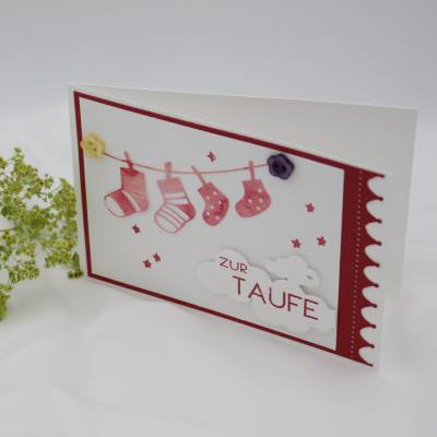 Handgemachte Glückwunschkarte zur Taufe mit Babysöckchen – 3D Babykarte für Jungen & Mädchen