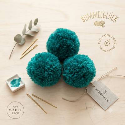 Handgemachte Wollbommeln Dunkelgrün im Set (3 oder 6 Stk) – Unikate ca. 5,5 cm für Mützen & DIY-Projekte