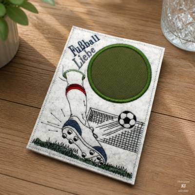 Stickdatei Fußball Fußballtor Mugrug Tassenteppich ITH Fußball Liebe