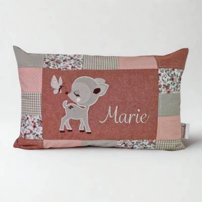 Personalisiertes Kinderkissen mit Reh und Name – Namenskissen zur Geburt, Taufe & Geburtstag – Handgefertigt aus Baumwolle, ca. 25x40 cm