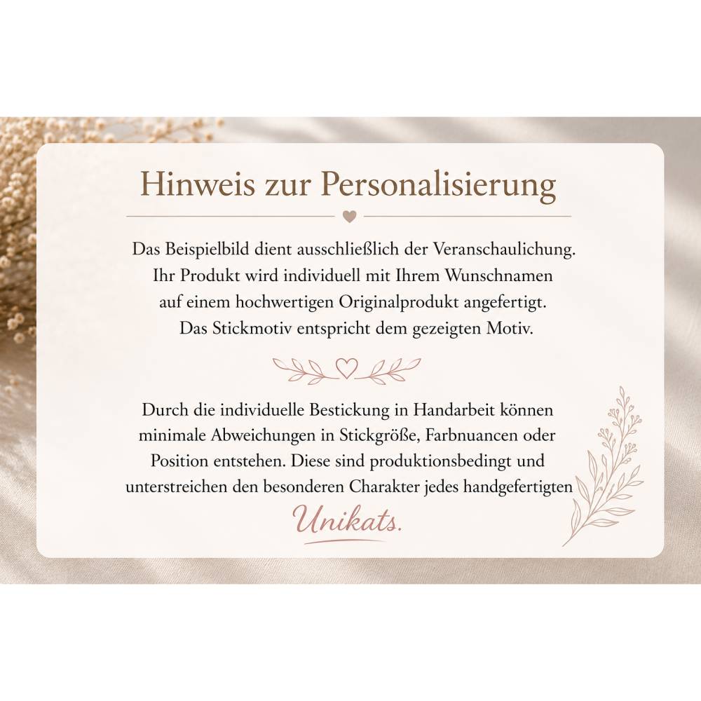 Personalisiertes Gästehandtuch 30 × 50 cm | Bestickt mit Wunschname & Federherz | Elegantes Geschenk Bild 2