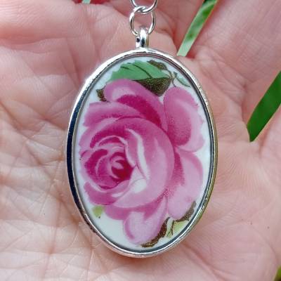 Kette Amulett handarbeit Porzellan Vintage