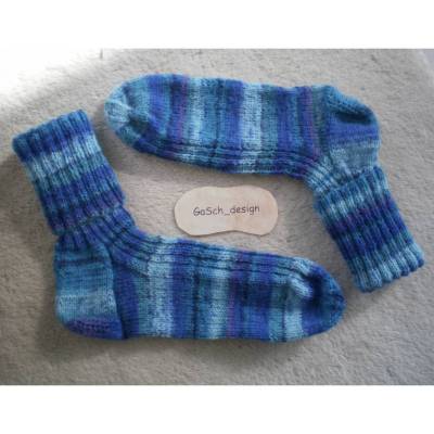 Handgestrickte Damensocken Größe 40/41 | schöne Blautöne | Weiche Socken in Wasserfarben