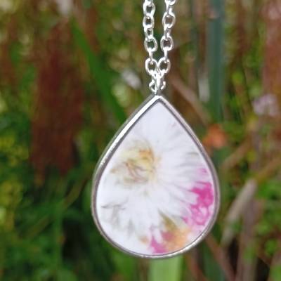 Kette Amulett handarbeit Porzellan Vintage