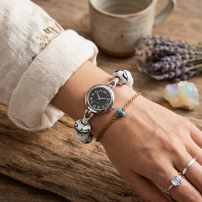 Elegante Damenuhr silber – Modulare Armbanduhr in Weiß & Schwarz, 21-23cm