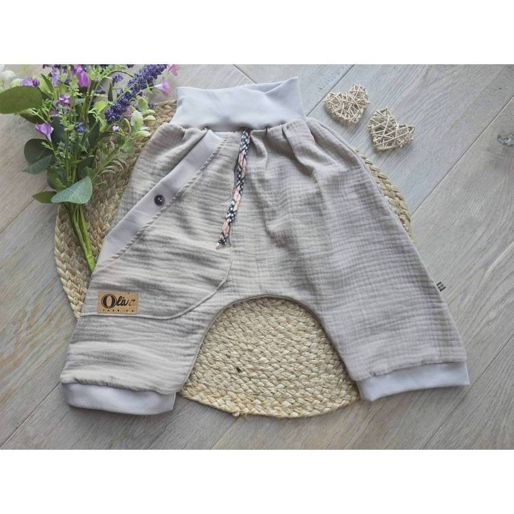 Musselin Pumphose Kurz Shorts Gr.122/128 Sommer – Kinder Unikat Braun Unisex Kinderkleidung Pants Bild 1