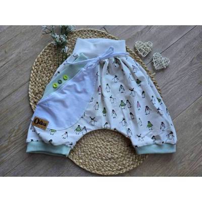 Kinder Sommer Pumphose Shorts Gr.110/116 Unisex – kurze Hose bunt | Leicht & luftig | Bio Jersey Unikat Pants Pinguin