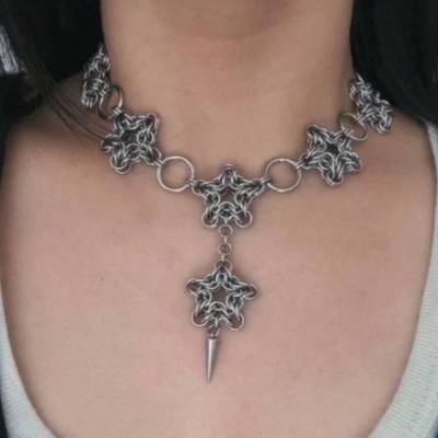 Handgefertigtes Sternen Choker Chainmaille Necklace aus 316 Edelstahl
