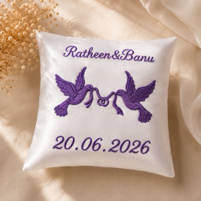 Personalisiertes Ringkissen | Mit Namen, Hochzeitsdatum & Tauben-Stickerei | 20 × 20 cm | Ringkissen Hochzeit | Satin