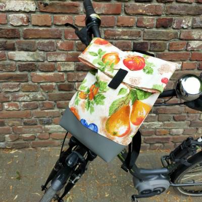 Ein MUSS für jeden Radfahrer, der 2 in 1 Rucksack für ans Fahrrad.