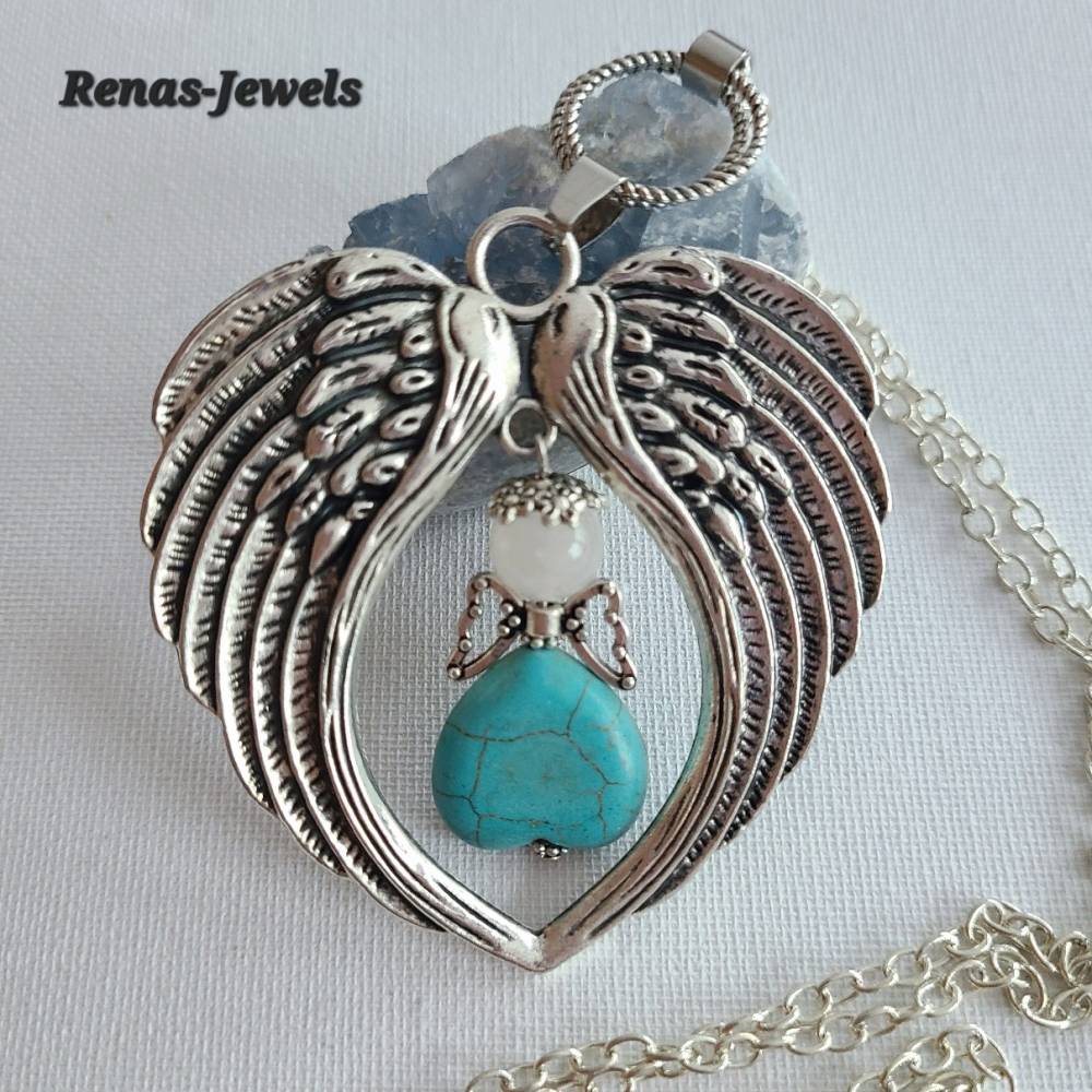 Lange Edelsteinkette mit Schutzengel Anhänger – Türkis Herz, Jade Perle & Engelflügel – Flügelkette Bild 1