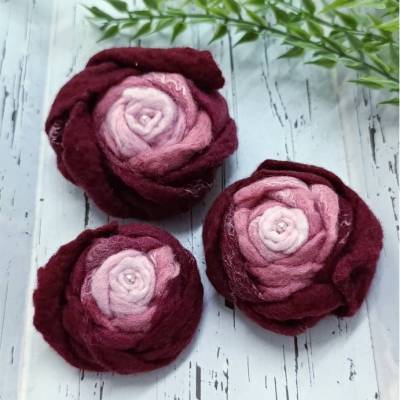 3 KLEINE ROSEN, Deko & Accessoires, Farben Weinrot/Altrosa/Rosa