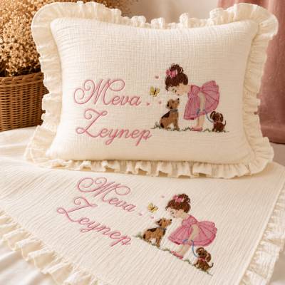 Personalisierte Musselin Babydecke & Kissen Set | Mit Wunschname & Mädchen-Stickerei | Kuscheldecke + Kissen | Geschenk