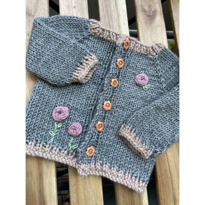 Handgestrickte Babyjacke aus 100% Wolle Gr. 68/74 Baby Cardigan Natur | Geschenk zur Geburt | nachhaltige Babykleidun