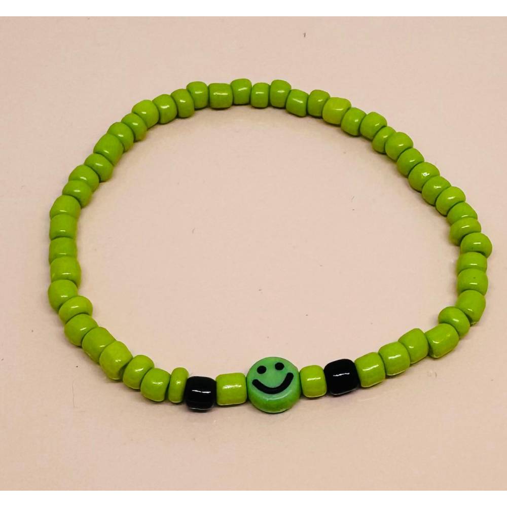 Smiley Perlenarmband – Handgefertigtes Kawaii Armband – Buntes Emoji Armband – Sommer Schmuck – Festival Accessoire Bild 4