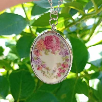 Kette Amulett handarbeit Porzellan Vintage