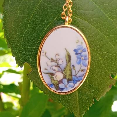 Kette Amulett handarbeit Porzellan Vintage
