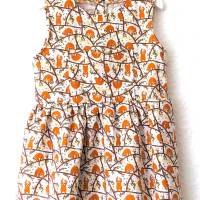 Sommerkleid für ein kleines Mädchen, Motiv: Faultiere