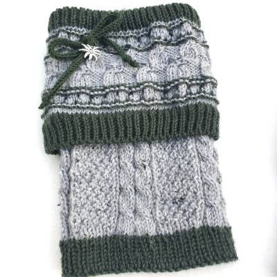 Loferl - Wadlstrümpfe handgestrickt mit kleiner Schleife und kleinem Edelweißanhänger