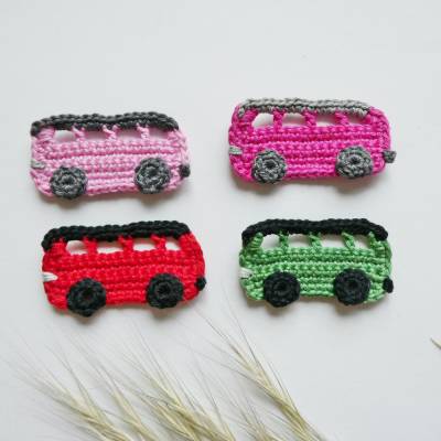 Ein gehäkelter Autobus zum Aufnähen nach Farbwahl - Bus,Geschenk,Führerschein,Omnibus,Tischdeko,PURZELflitzer