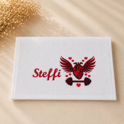 Personalisiertes Gästehandtuch 30 × 50 cm | Bestickt mit Wunschname & Fitness-Herz-Motiv | Geschenk für Sportler