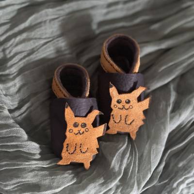 Babyschuhe aus Leder, inspiriert von Spielen | Krabbelschuhe | Geschenk zur Babyparty