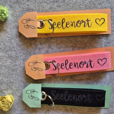 Schlüsselanhänger Seelenort, Seelenruhe, Zuhause, Ankerplatz, Kraftort | Filz Schlüsselband | Geschenkidee