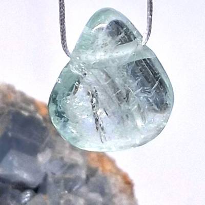 Schöner Aquamarinanhänger – Ein Hauch von Meeresfrische und Ruhe. AQUAMARIN, blau, Beryllstein