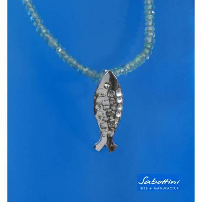 Aquamarincollier mit Fisch
