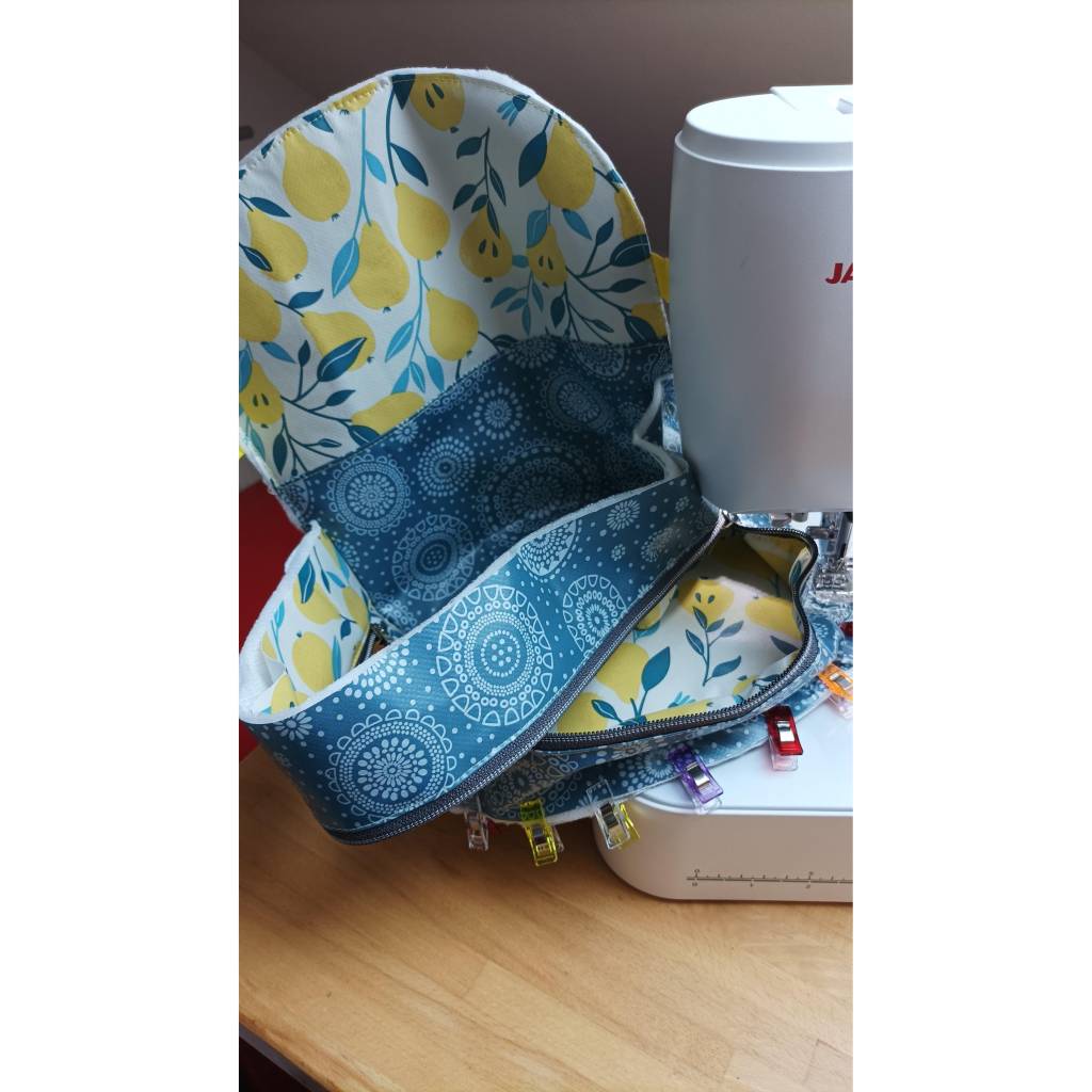 Große Kulturtasche, Waschtasche, Wachstuch Bild 5