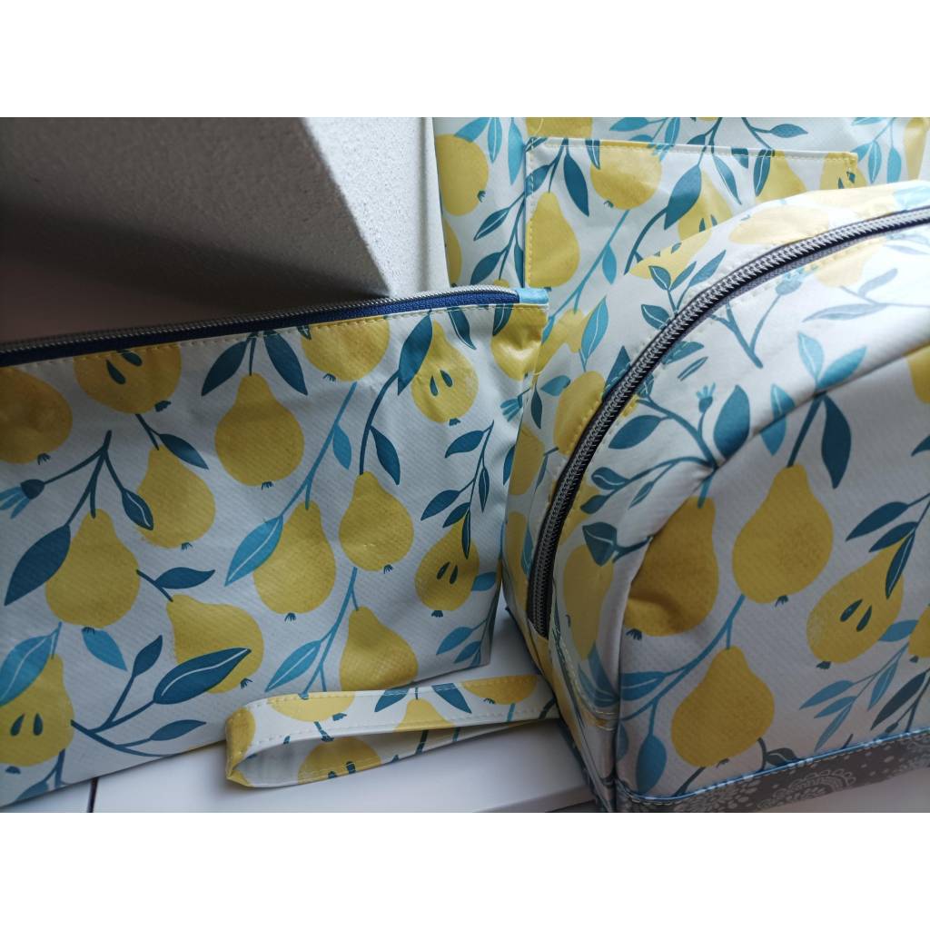 Große Kulturtasche, Waschtasche, Wachstuch Bild 6