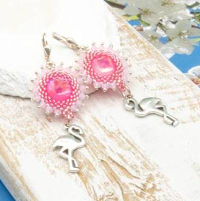 rosa Ohrringe, Ohrhänger Flamingo, Glasperlenschmuck, Trend, Strandschmuck, Geschenkidee Frau, handgemacht Unikat Silber
