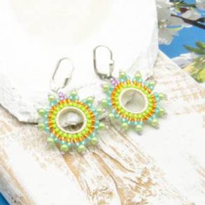 lässige ohrringe, Ohrhänger, beadwork, glasperlenschmuck, bunt, hippie style, strand, urlaub, ibiza style, geschenkidee