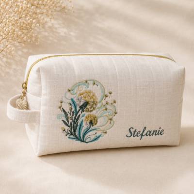 Personalisierte Kosmetiktasche | Mit Wunschname & Blumen-Stickerei | Kulturbeutel aus Stoff | 2 Größen