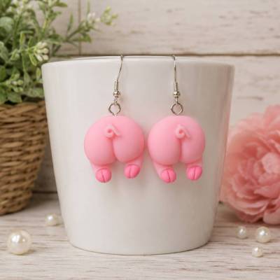 Kawaii Schweinepopo Ohrringe aus Polymer Clay – süßes Statement mit Silberhaken
