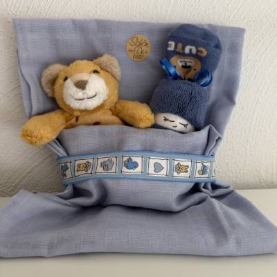 Windeltorte mit Löwe, August-Baby, Geschenk Junge zur Geburt, auch mit Name