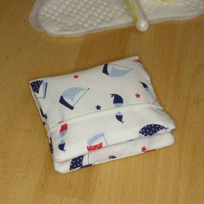 Tampontasche, Kosmetiketui, Minitäschchen aus Biobaumwolle, Handarbeit
