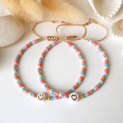 Buntes Armband Smiley, Herz, Peace oder Buchstabe (personalisiert) aus kleinen Miyuki Perlen