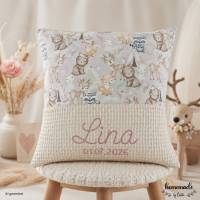 personalisierter beiger Kissenbezug mit Waldtieren und Namen personalisiert, Deko im  Kinderzimmer