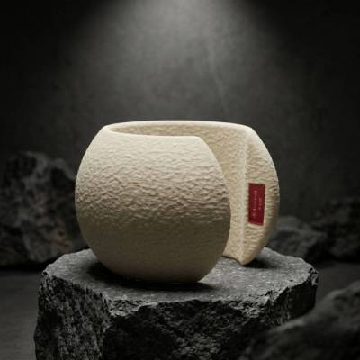 Aircuff Armreif in Marmor-Optik, Minimalistischer Designer Armband mit Seriennummer, Brutalistischer Schmuck