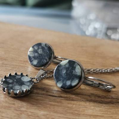 Schmuck dunkelblauer Mamor türkis Ohrstecker, Ohrringe, Ohrhänger, Ringe Schimmer Cabochon