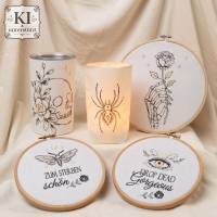 Mystic Moments Stickdateien Set – 16 Gothic & Monoline Herbstmotive ab 10x10 cm für Halloween, Kleidung & Deko