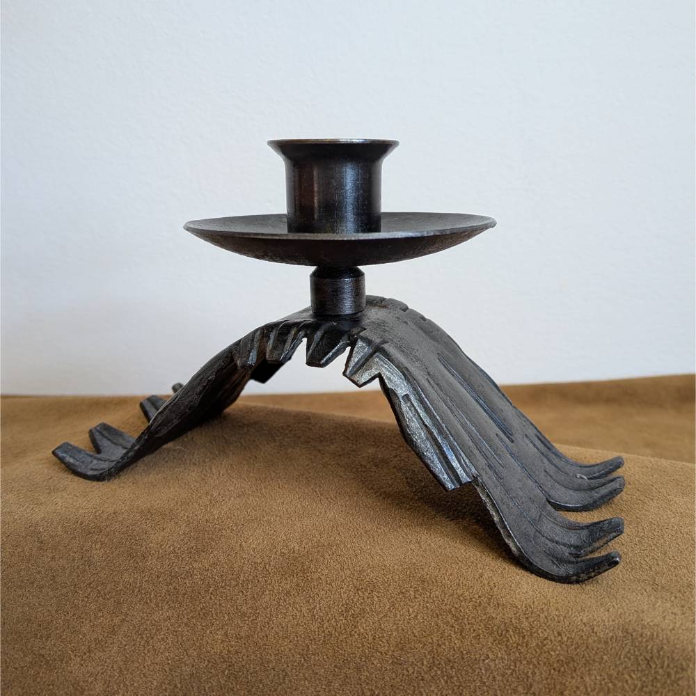 Kerzenständer Schmiedeeisen brutalistischer Metall-Leuchter Skulpturales Blatt-Design Kerzenhalter rustikaler Leuchter