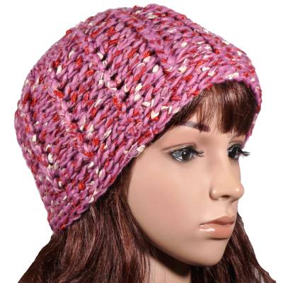 Damen Mütze Zöpfchen – Wollfrei, kratzfrei & handgefertigt in Pink mit Zopfmuster