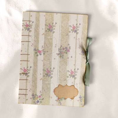 Handgebundenes Notizbuch, Album, Art Journal, Hardcover im nostalgischen Vintage Style mit koptischer Bindung, Format A5